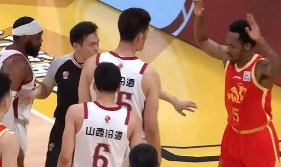 MK体育-替补分差40分！广厦输球真因：孙铭徽缺阵捅了大窟窿？